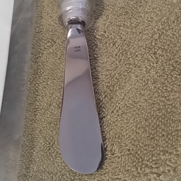 Pampered Chef. Beaded Spreader - Picture 4 of 4